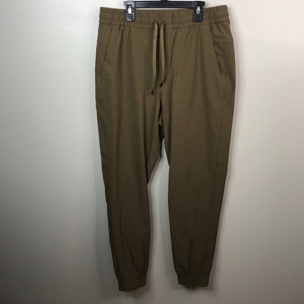 CRZ YOGA Men's Khaki Jogger Pants Sz Medium